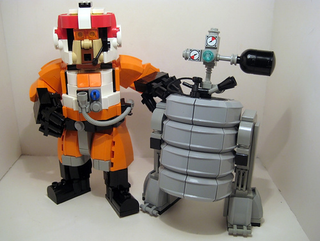 Illustration for article titled Porkins’ B3-3R Astrokeg LEGO Droid Mixes Our Three Favorite Things